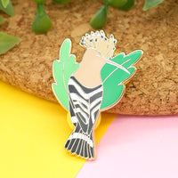 Eurasian Hoopoe hard enamel pin
