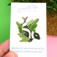 Ribbon seal hard enamel pin