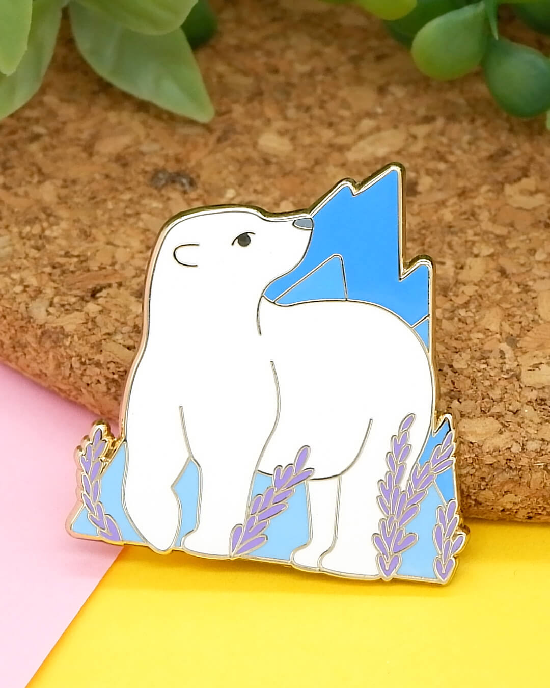 Polar bear hard enamel pin