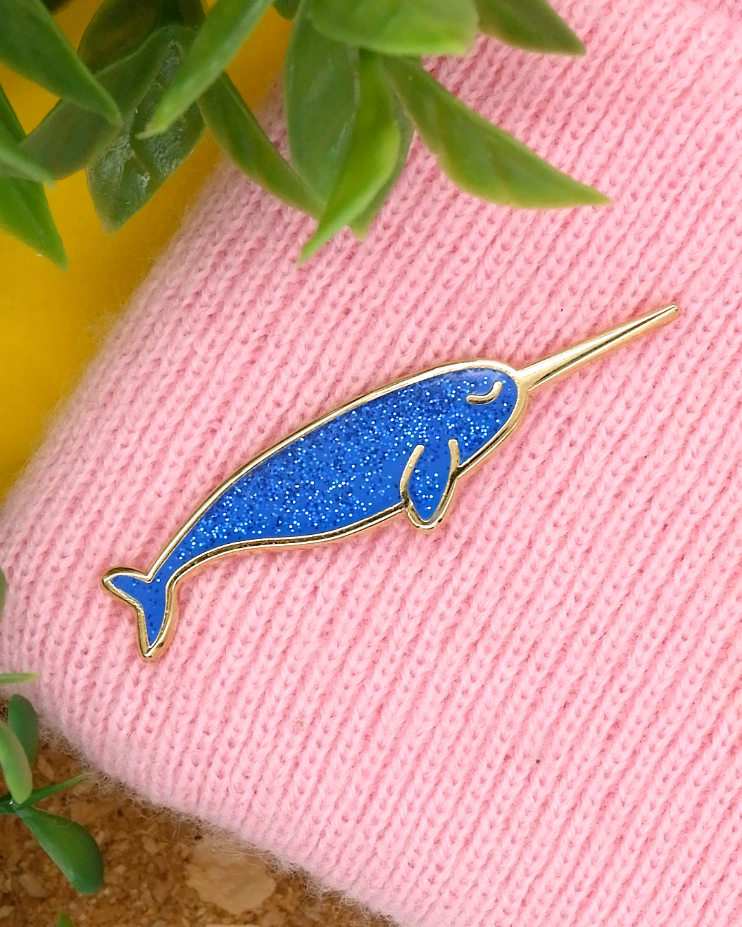 Narwhal glitter mini pin