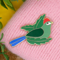 Red crested turaco hard enamel pin